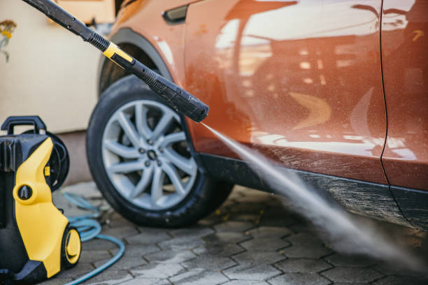 Best Roof Power Washing Services  in Isanti, MN